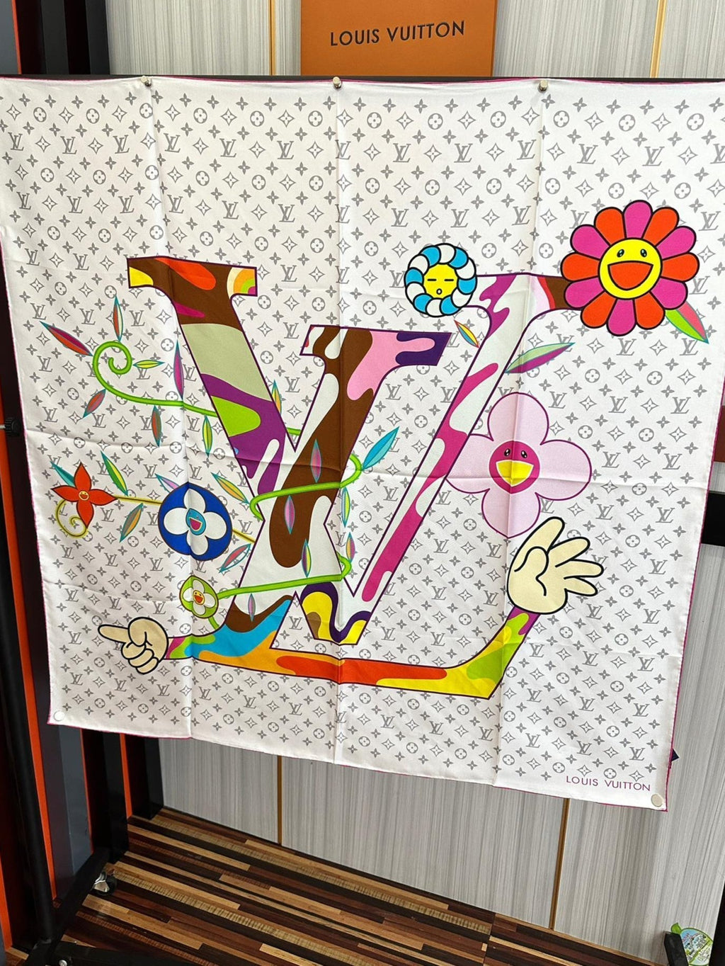 LOUIS VUITTON LV SCARF 90 CM IN SILK 02