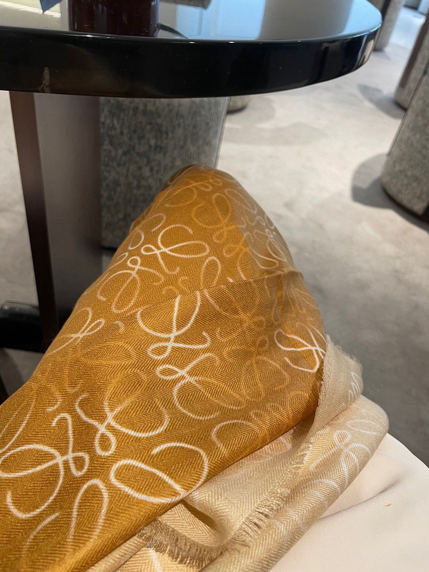 HERMES SCARF 200 CM IN HARVEST GOLD WOOL AND SILK AND CASHMERE 348658