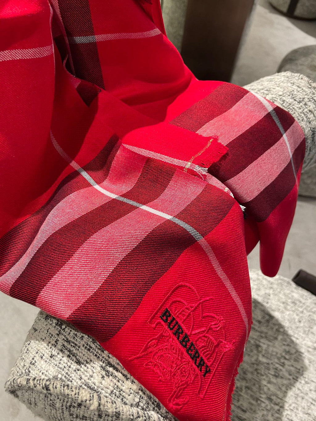 BURBERRY BBR SCARF 200 CM IN CASHMERE 574542