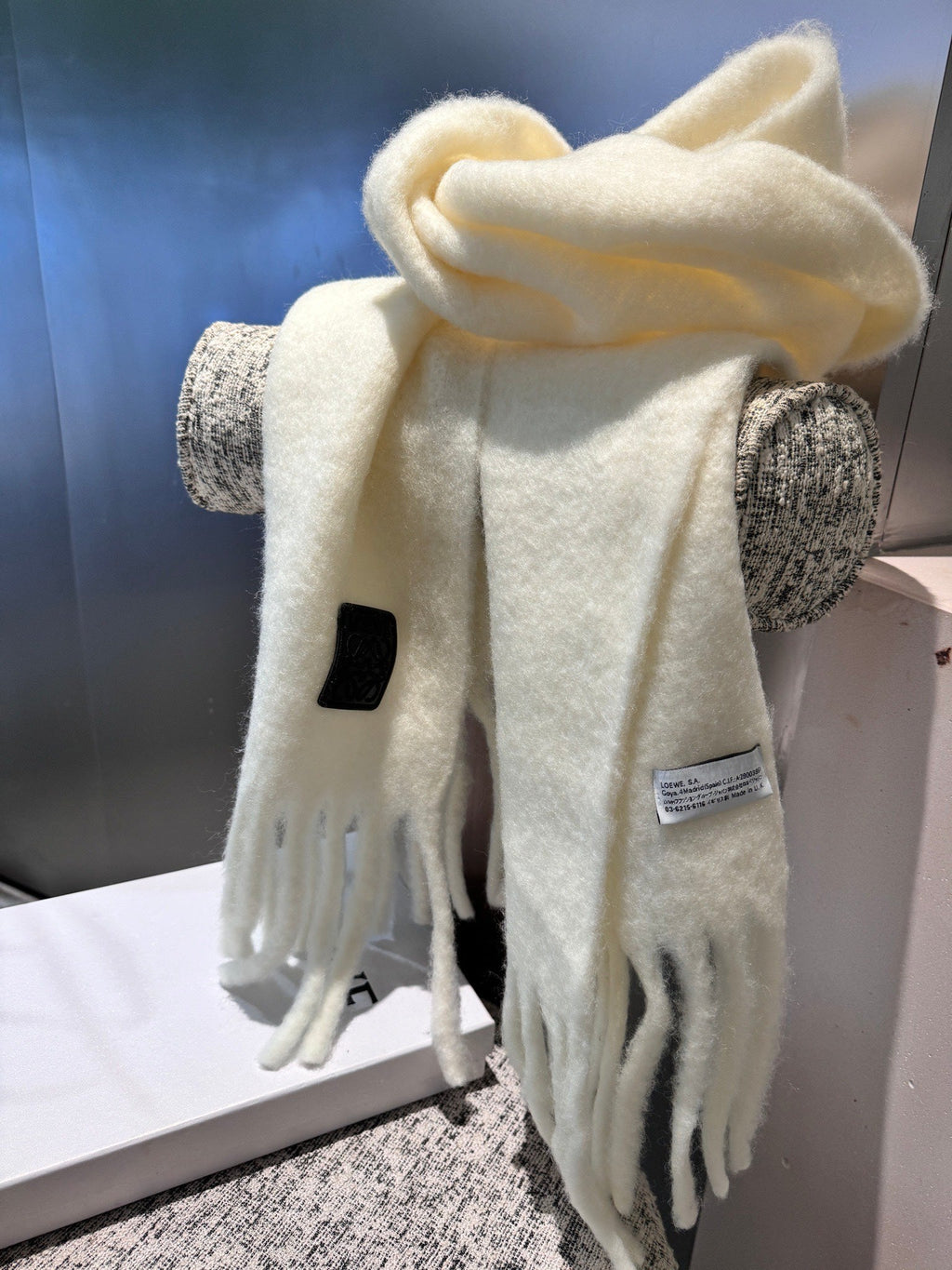 LOEWE SCARF 185 CM IN WHITE WOOL 390876