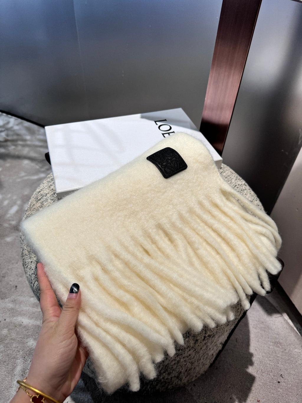 LOEWE SCARF 185 CM IN WHITE WOOL 390876
