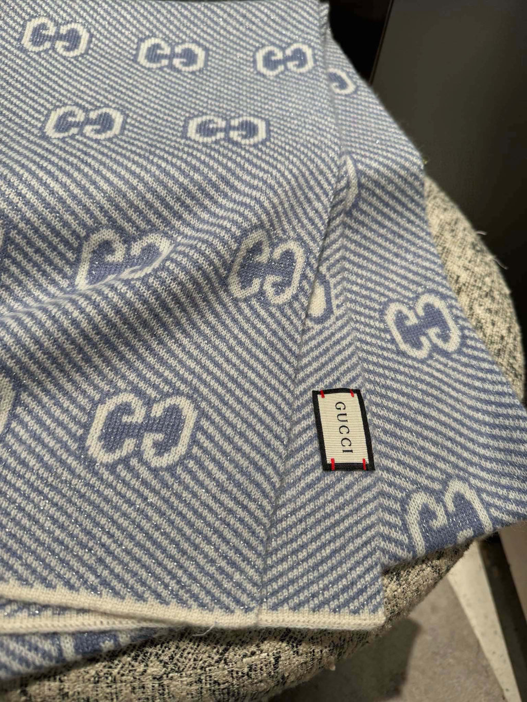 GUCCI SCARF 180 CM IN ELECTRIC BLUE WOOL 405525