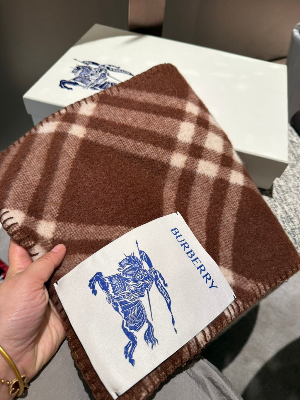 BURBERRY CHECK WOOL SCARF 180 CM CHOCOLATE BROWN 407405