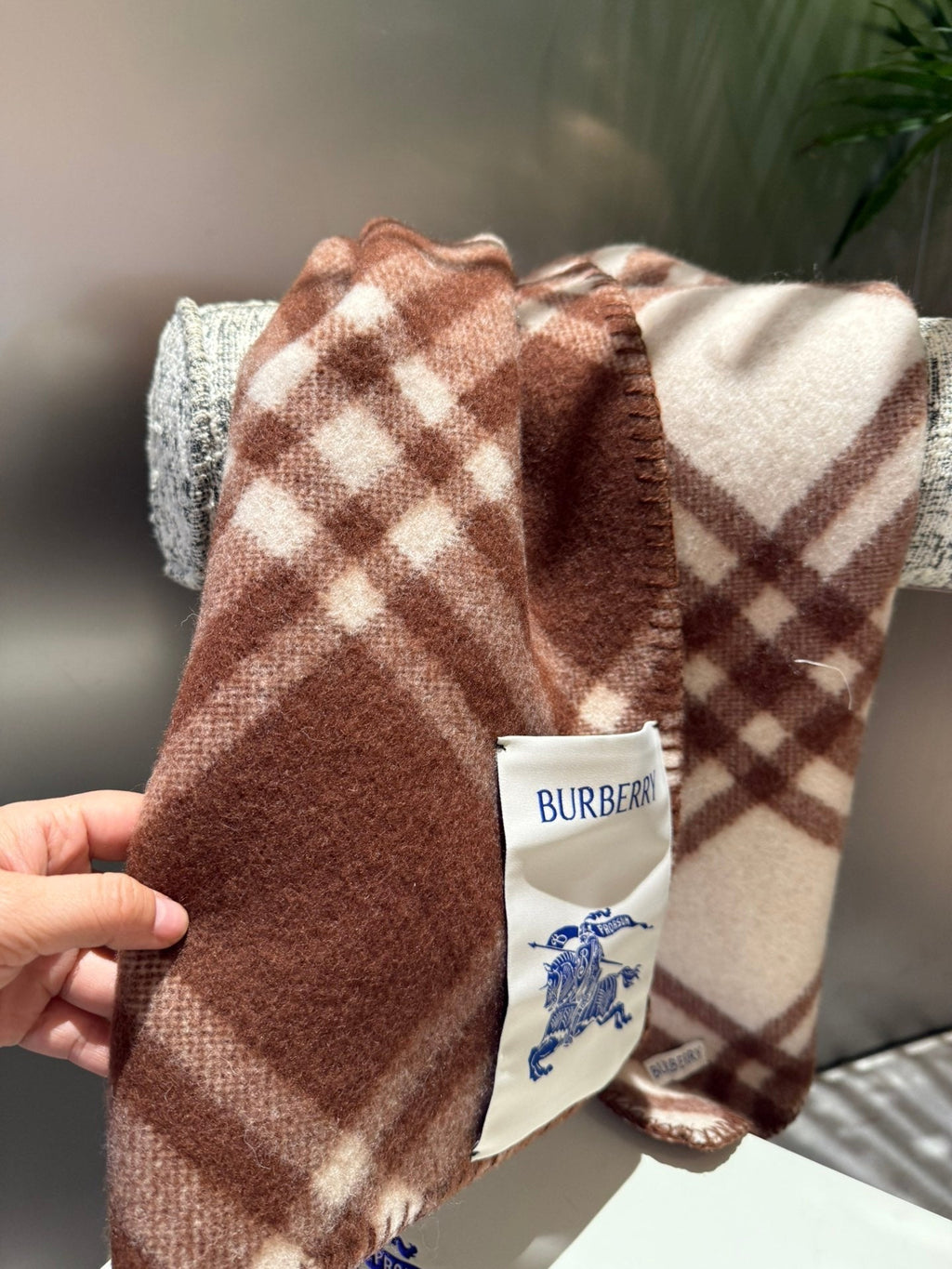 BURBERRY CHECK WOOL SCARF 180 CM CHOCOLATE BROWN 407405