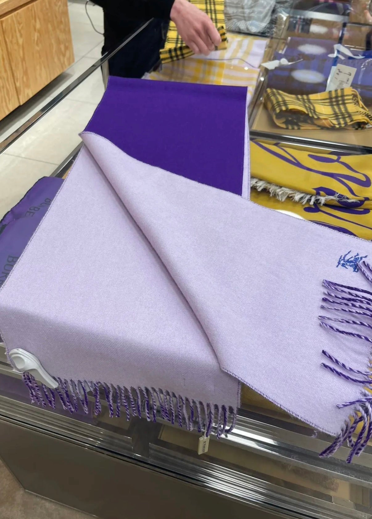 BURBERRY REVERSIBLE SCARF 180 CM IN VIOLET PURPLE CASHMERE 407411