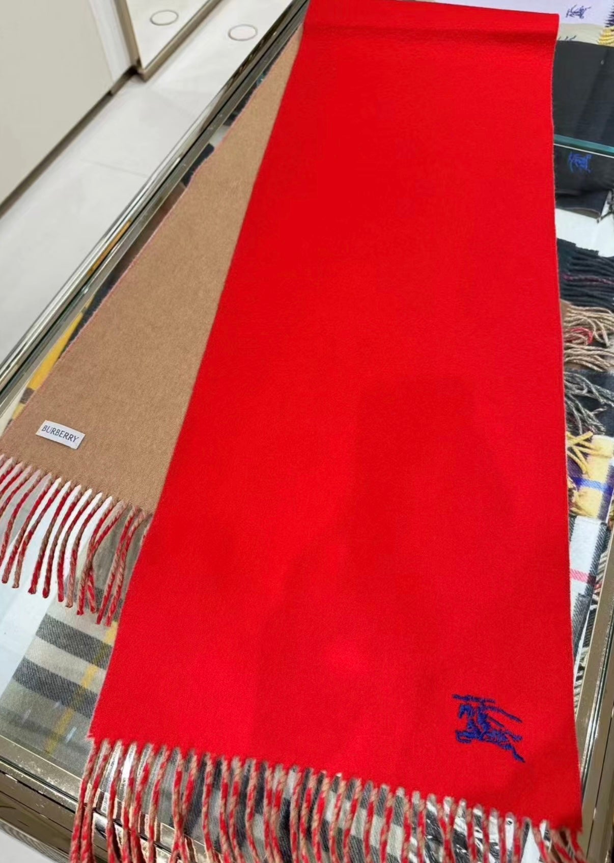 BURBERRY REVERSIBLE SCARF 180 CM IN RED CASHMERE 407413