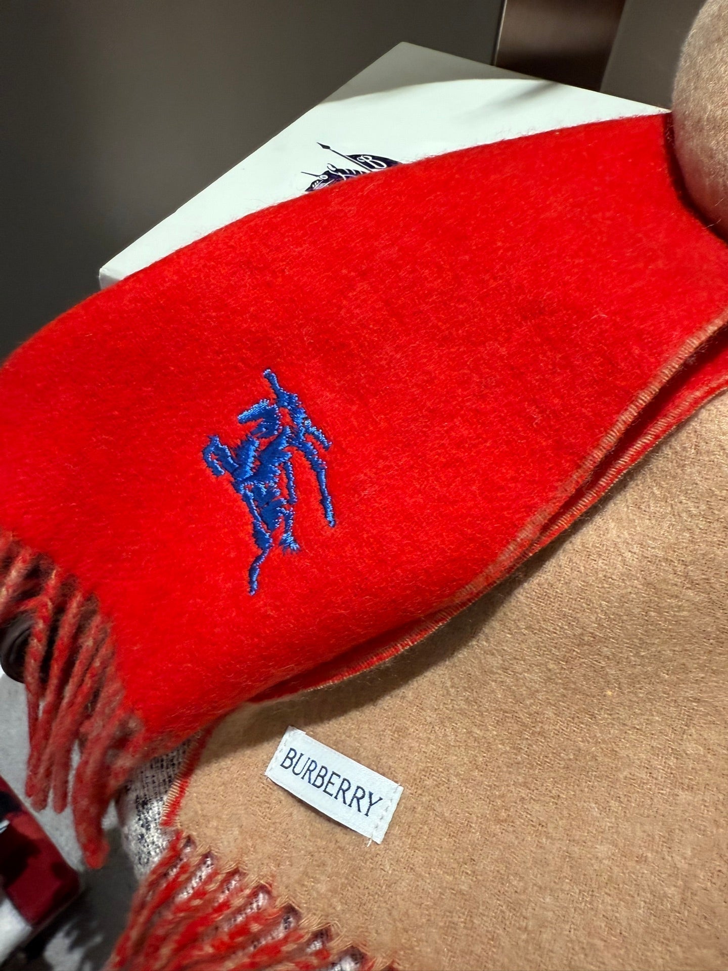 BURBERRY REVERSIBLE SCARF 180 CM IN RED CASHMERE 407413