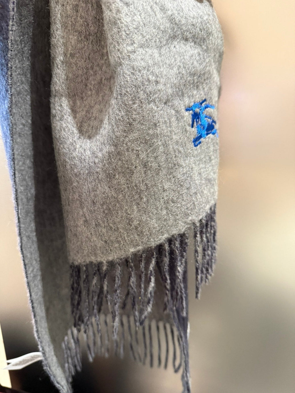 BURBERRY REVERSIBLE SCARF 180 CM IN GRAY CASHMERE 407414