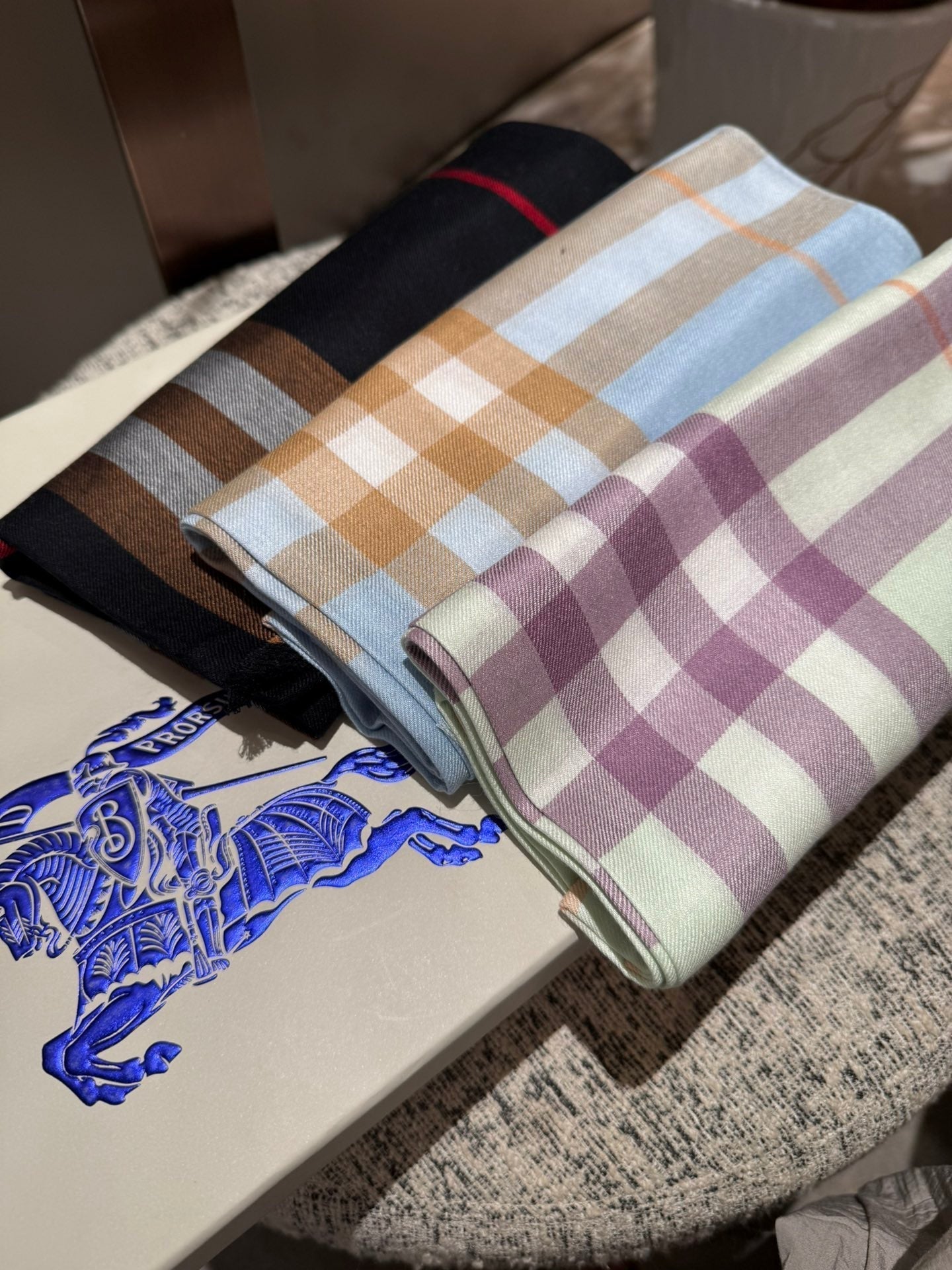 BURBERRY SCARF 200 CM IN COLORFUL CASHMERE 408860