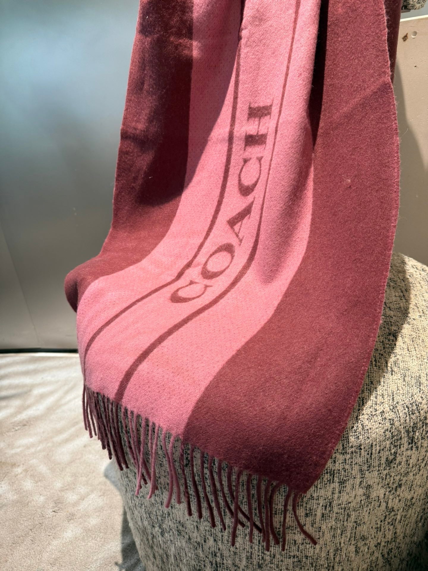 COACH SCARF 200 CM IN SANGRIA RED MIX ROUGE PINK WOOL AND CASHMERE 411536