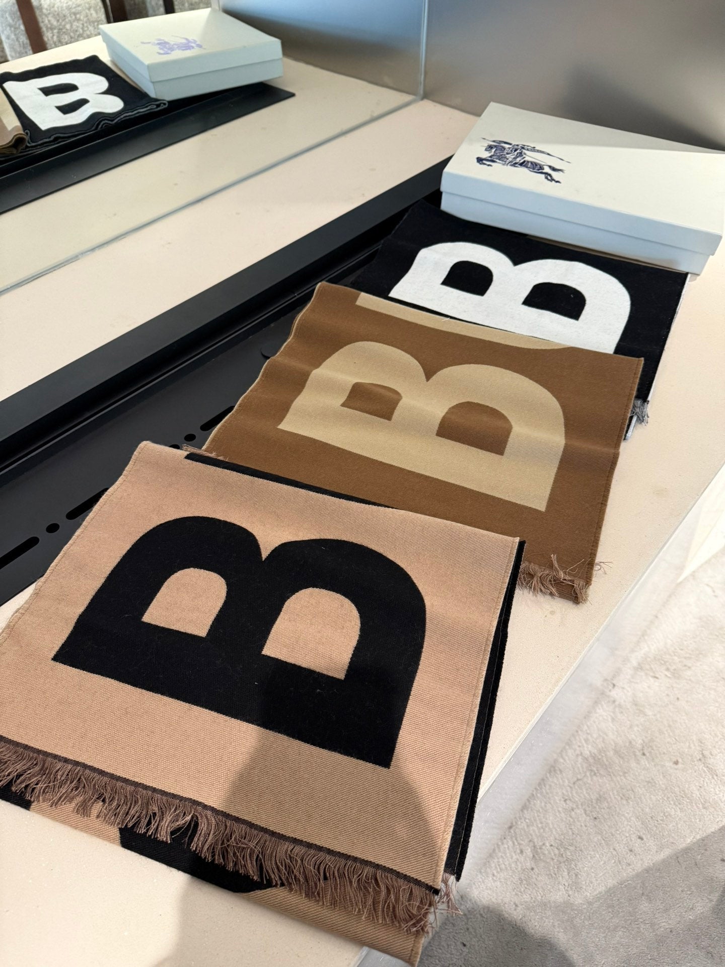 BURBERRY BBR SCARF 180 CM IN CASHMERE 01