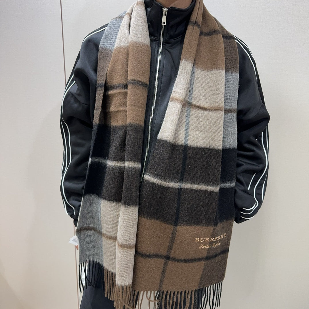 BURBERRY BBR SCARF 180 CM IN CASHMERE 489893