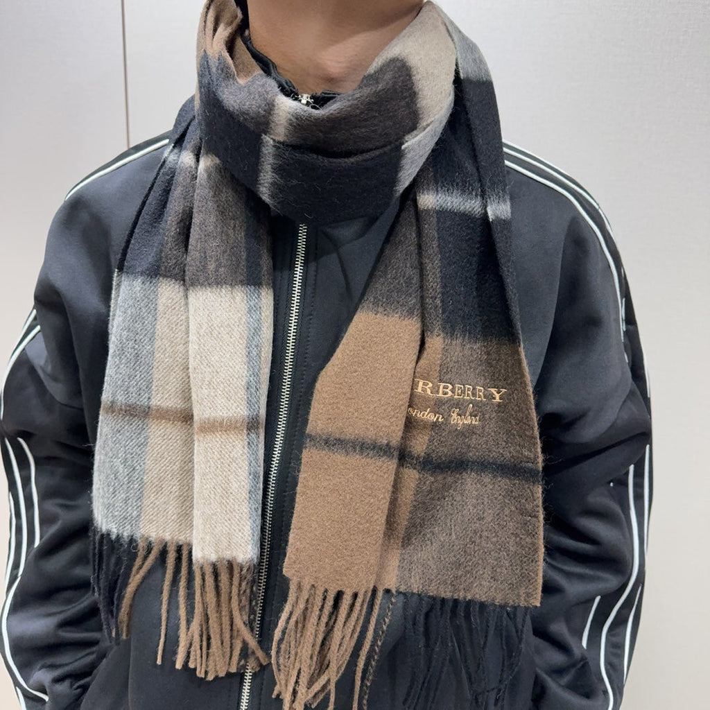BURBERRY BBR SCARF 180 CM IN CASHMERE 489893