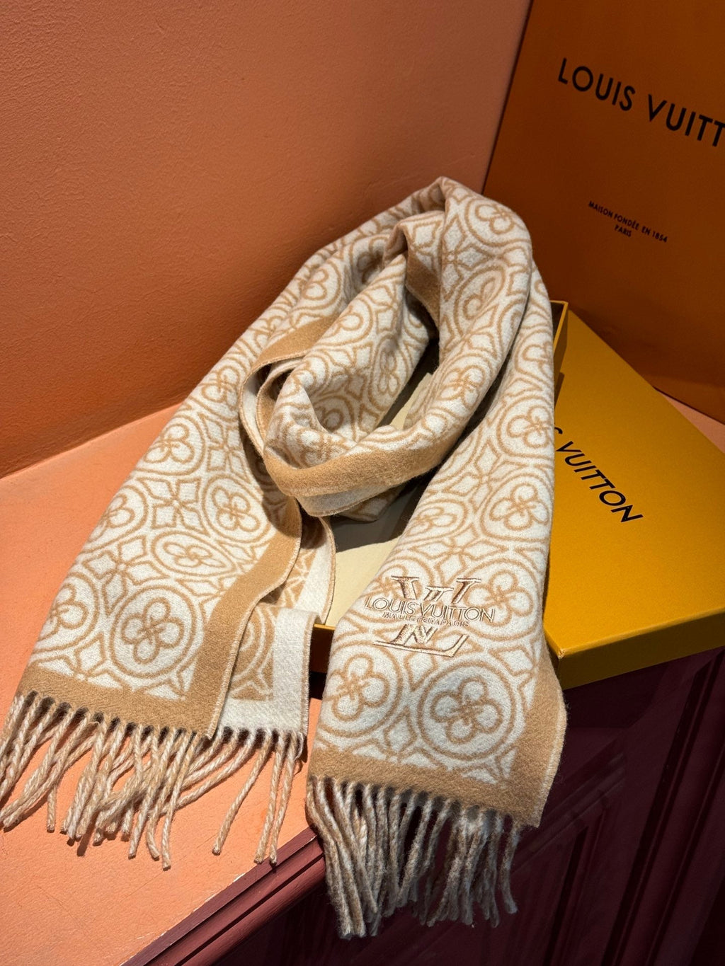 LOUIS VUITTON FLOWER MONOGRAM SCARF 180 CM IN TORTILLA BROWN MIX WHITE CASHMERE 388304