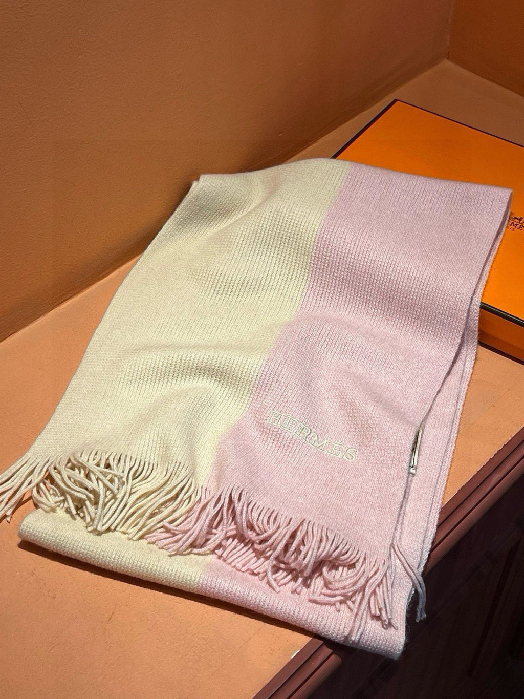 HERMES HIGH-END SCARF 180 IN LIGHT PINK MIX BEIGE CASERE