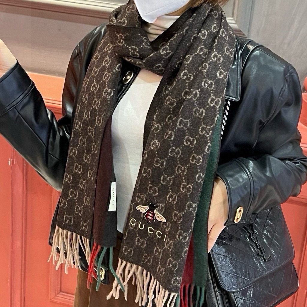 GUCCI SCARF 180 CM IN CAROB BROWN CASHMERE WITH BEE PATTERN 396475