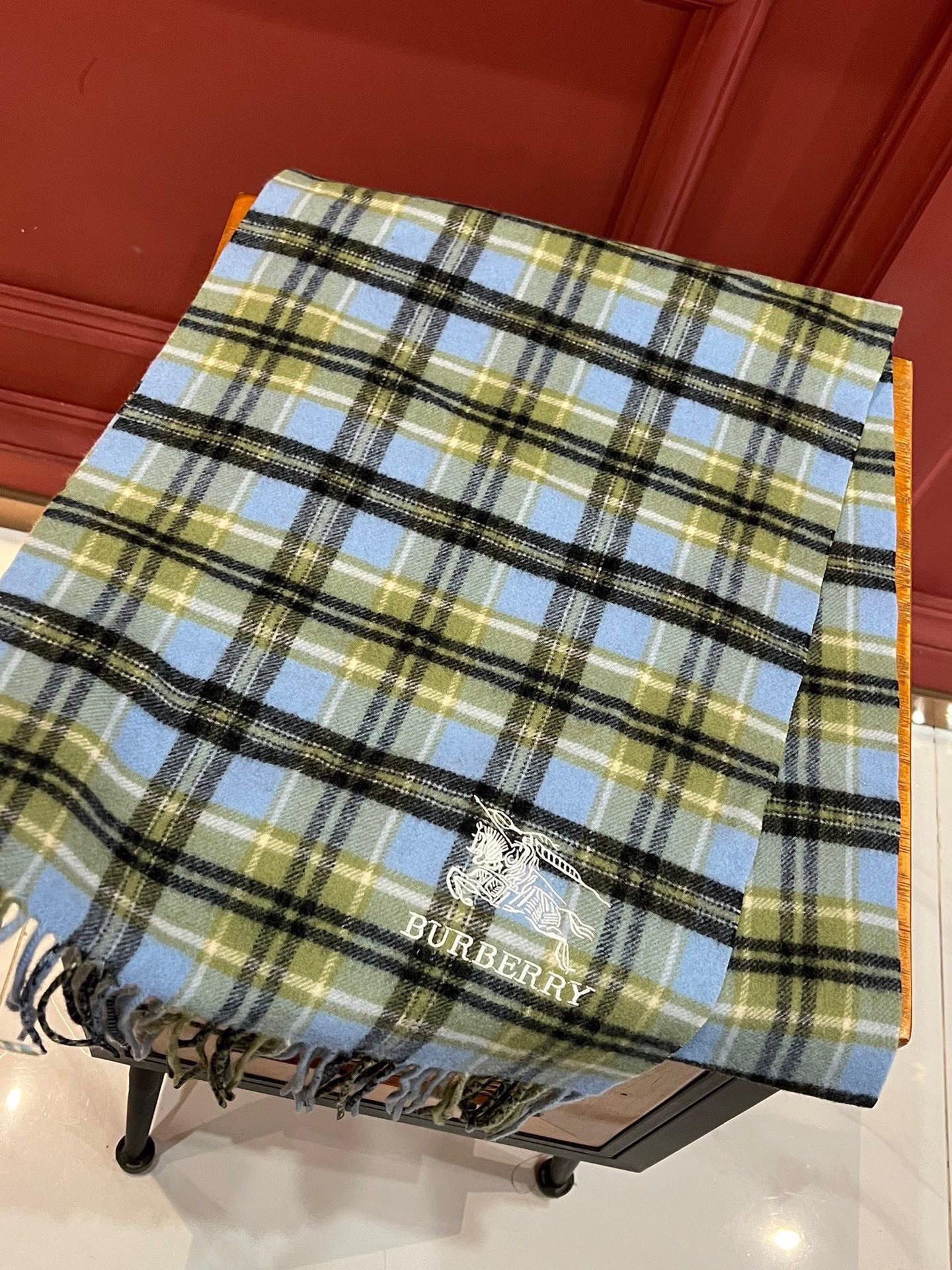 BURBERRY BBR SCARF 190 CM IN CASHMERE 486482
