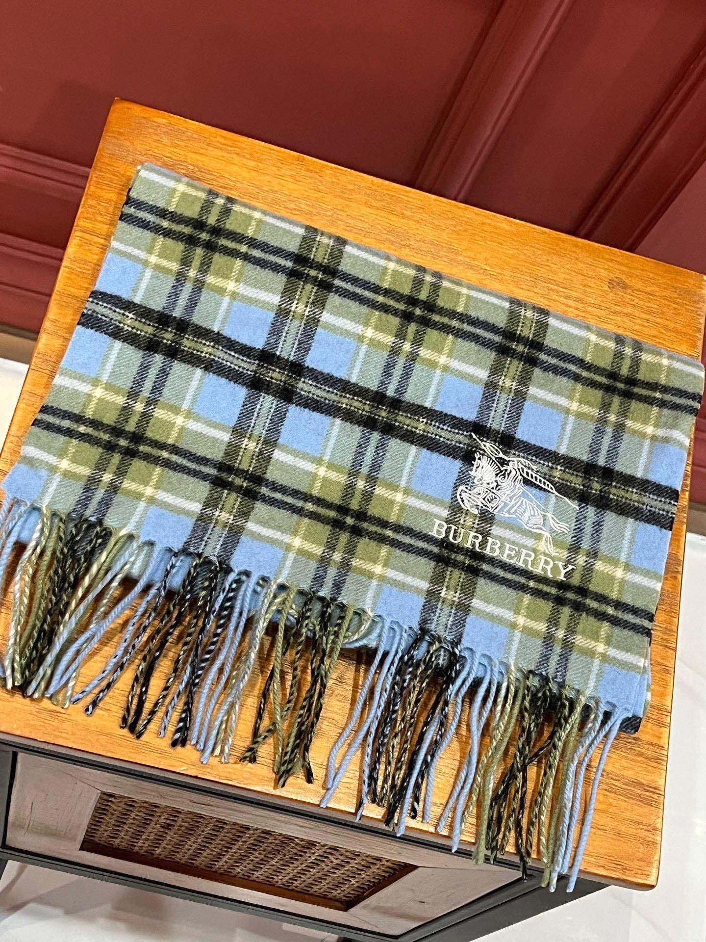 BURBERRY BBR SCARF 190 CM IN CASHMERE 486482