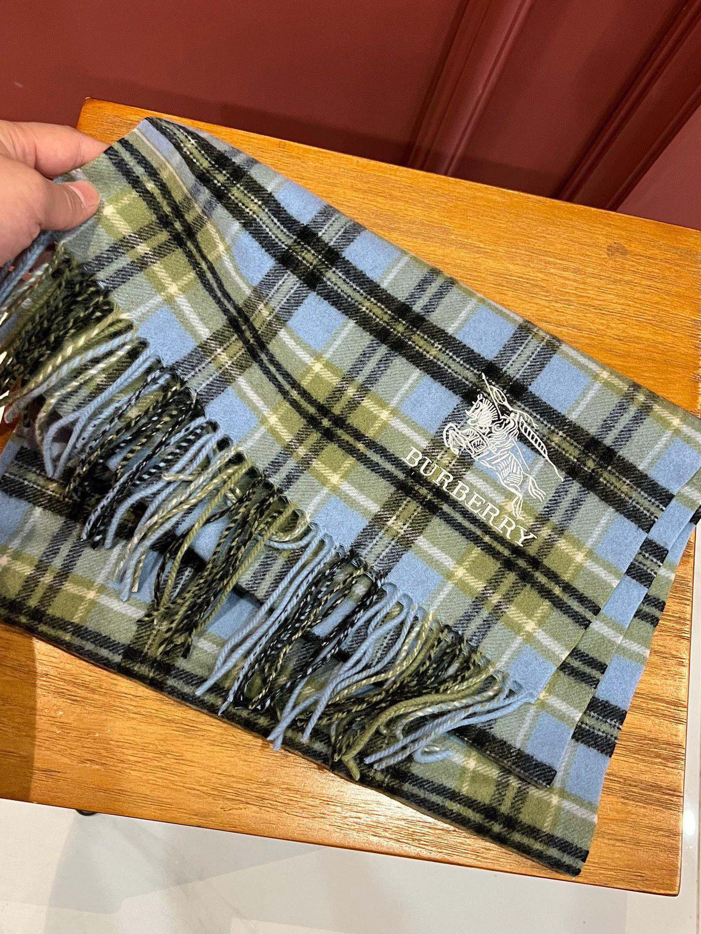 BURBERRY BBR SCARF 190 CM IN CASHMERE 486482