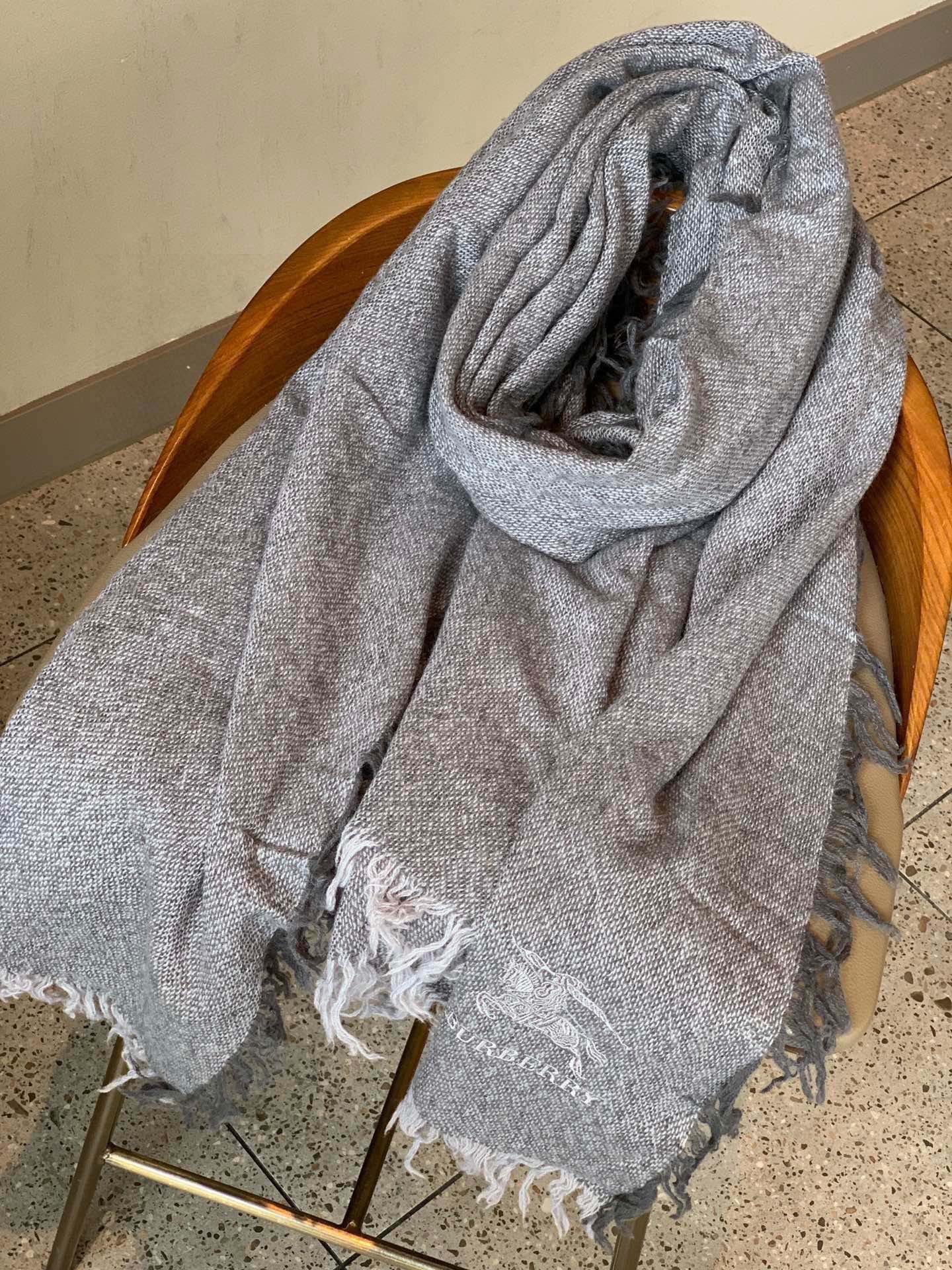 BURBERRY BBR SCARF 220 CM IN CASHMERE 488265