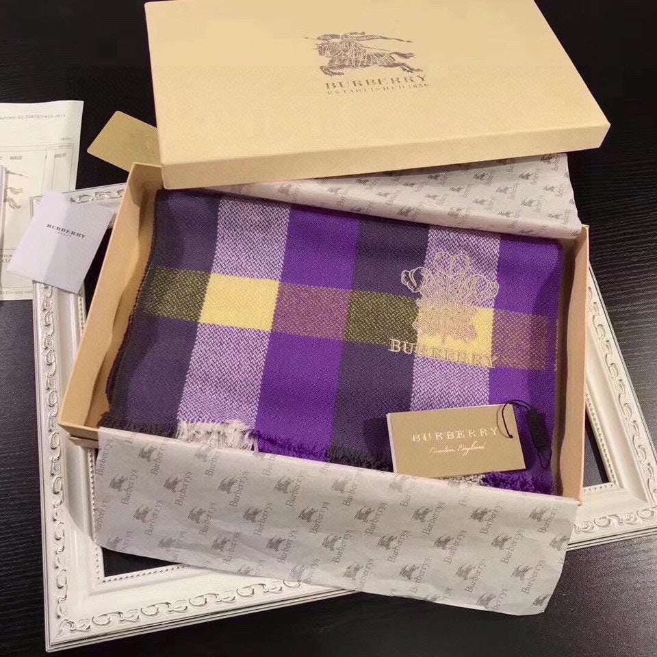 BURBERRY BBR SCARF 180 CM IN CASHMERE 488981