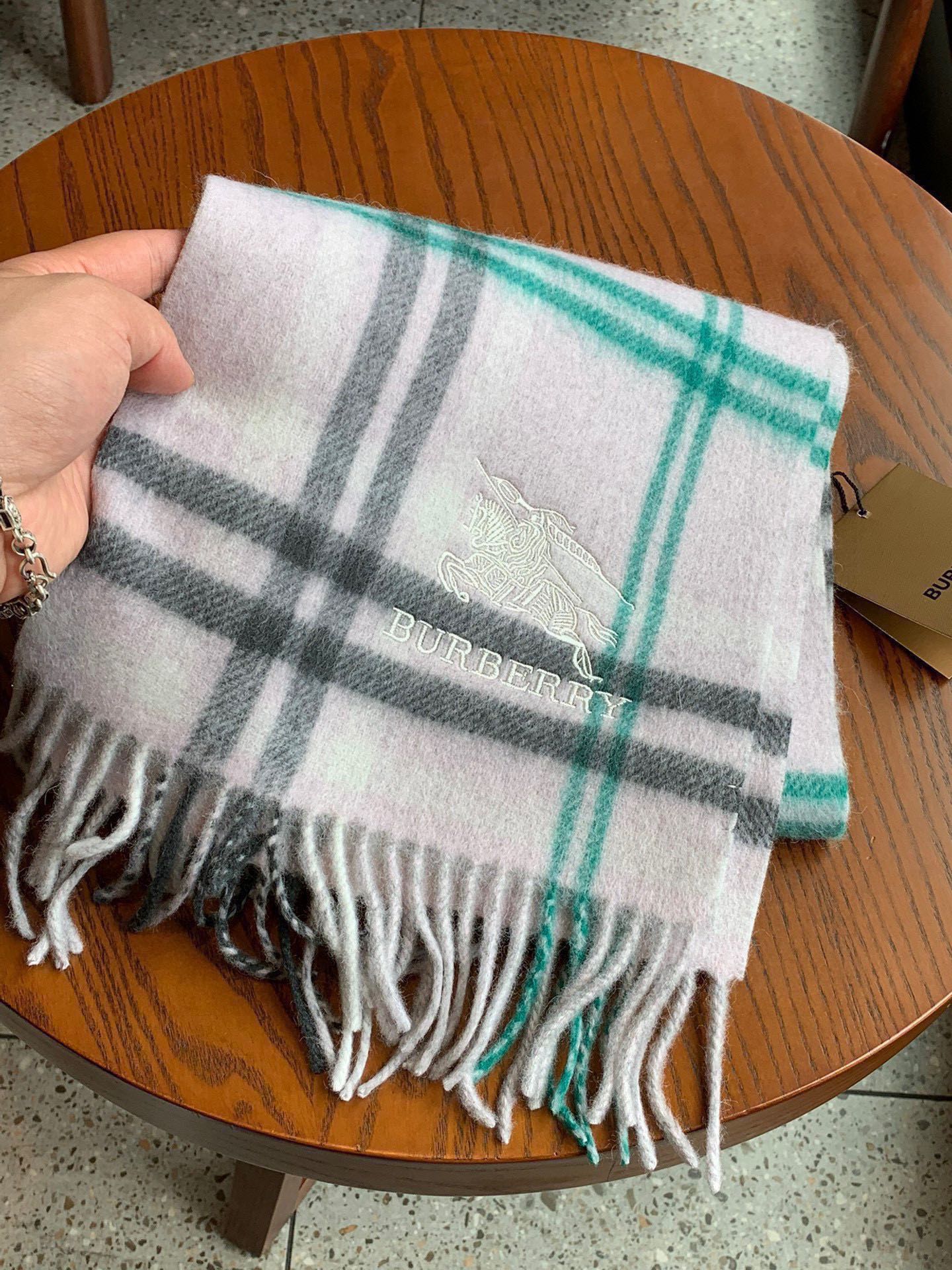 BURBERRY BBR SCARF 190 CM IN CASHMERE 490769