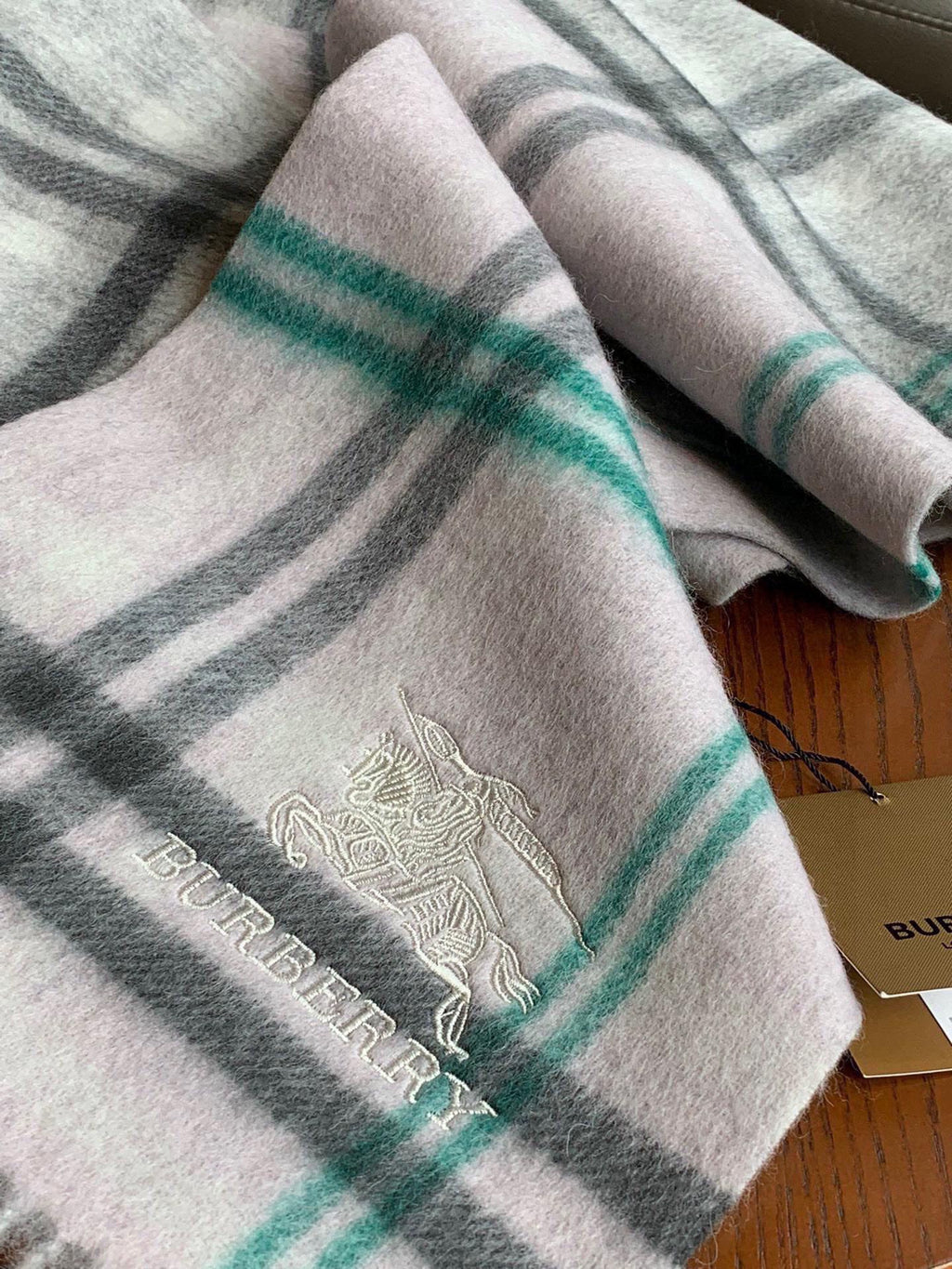 BURBERRY BBR SCARF 190 CM IN CASHMERE 490769