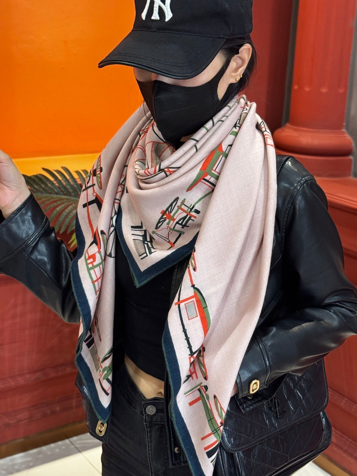 HERMES HERMES 25S SCARF 140 IN CASERE SILK 727319