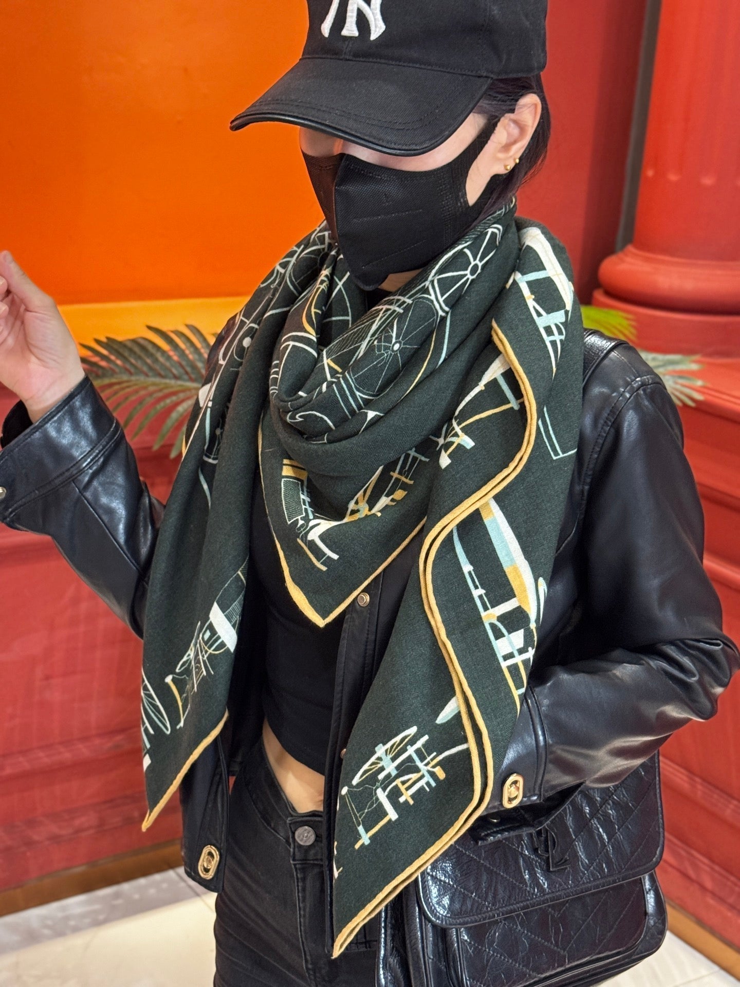 HERMES HERMES 25S SCARF 140 IN CASERE SILK 727320