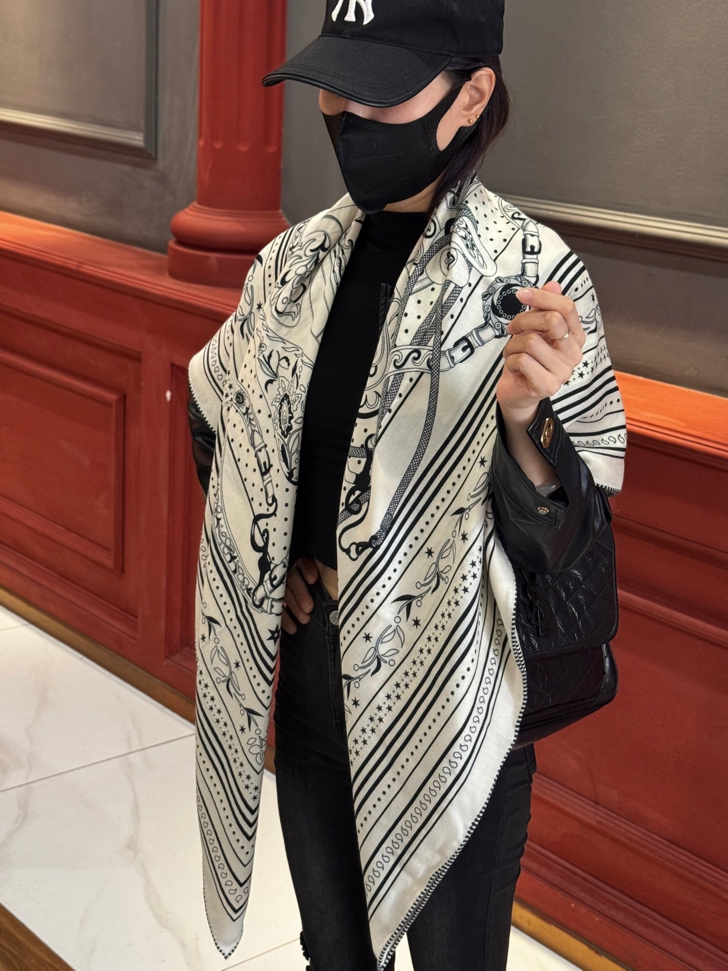 HERMES HERMES 25S SCARF 140 IN CASERE SILK 727316