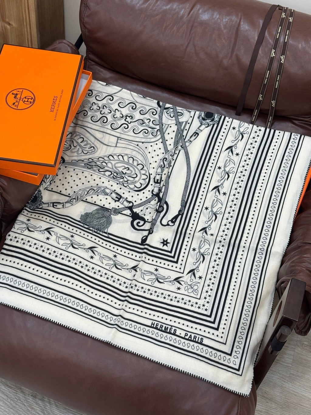 HERMES HERMES 25S SCARF 140 IN CASERE SILK 727316