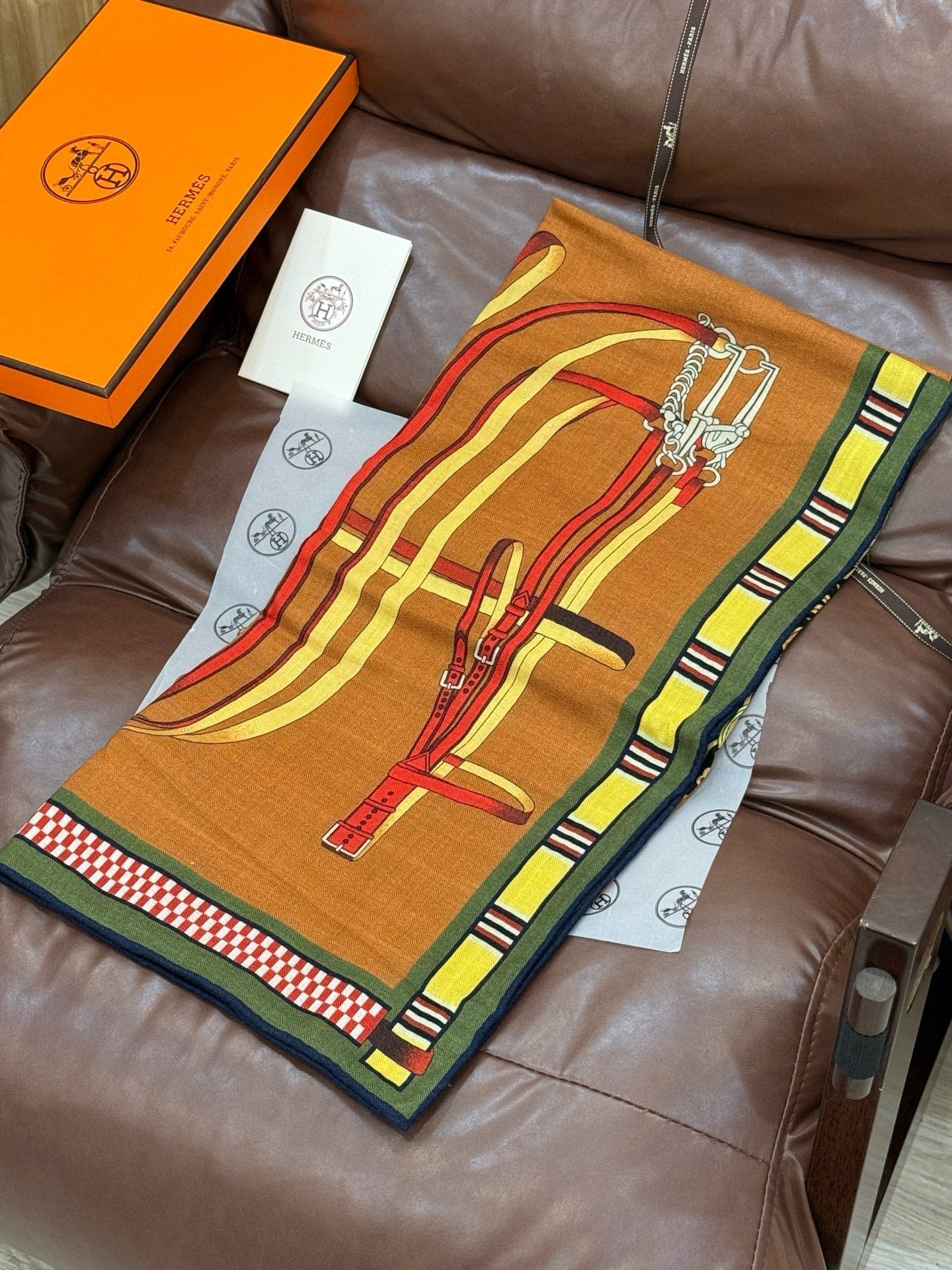 HERMES HERMES 25S SCARF 140 IN CASERE SILK 727301