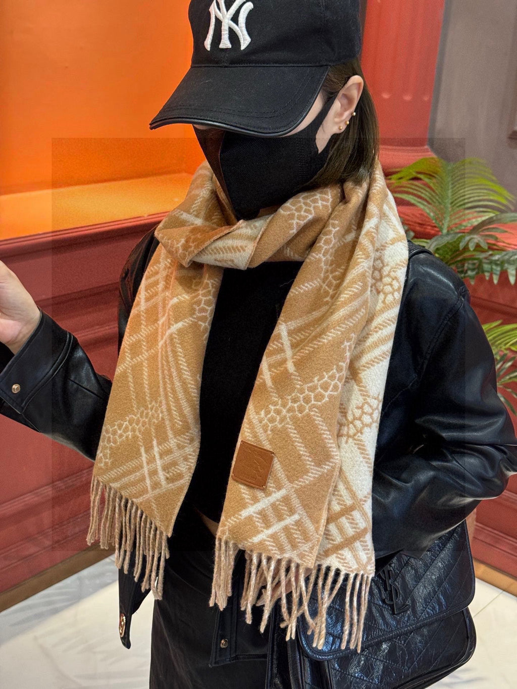 BURBERRY BBR SCARF 168 CM IN CASHMERE 730561