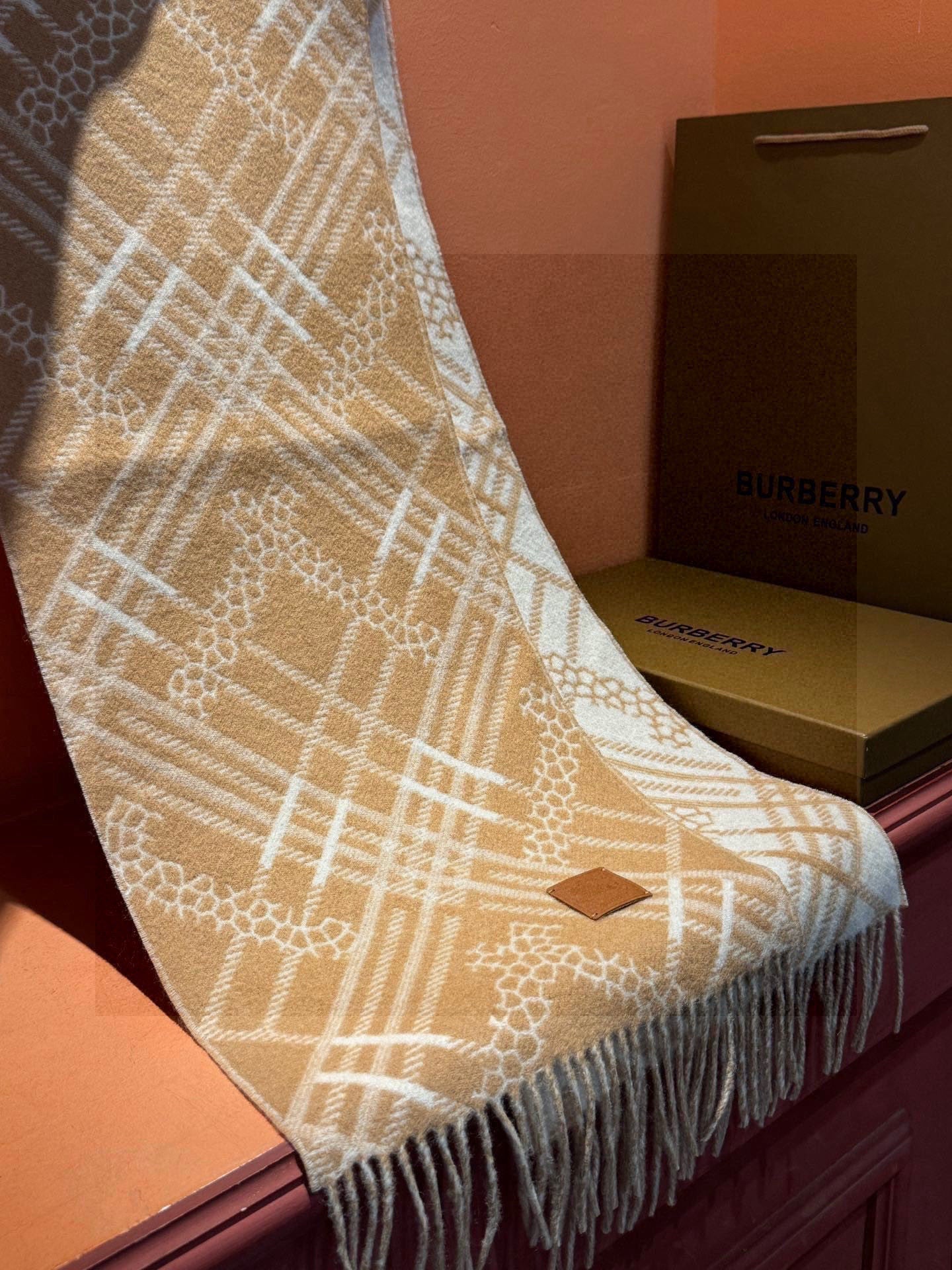 BURBERRY BBR SCARF 168 CM IN CASHMERE 730561