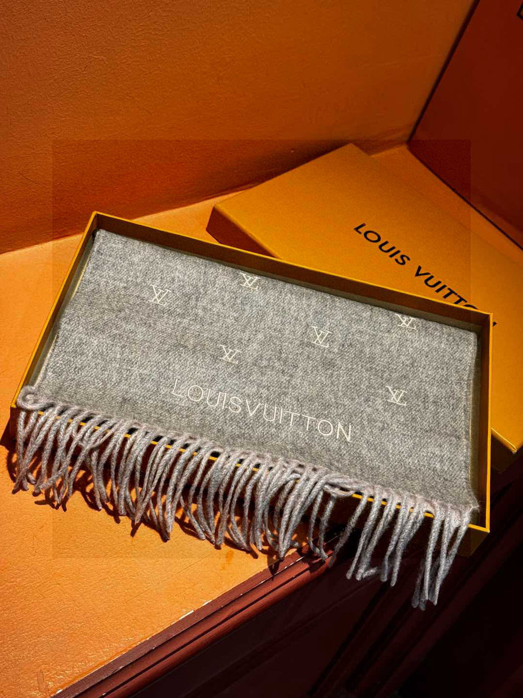 LOUIS VUITTON LV SCARF 180 CM IN CASHMERE 730571