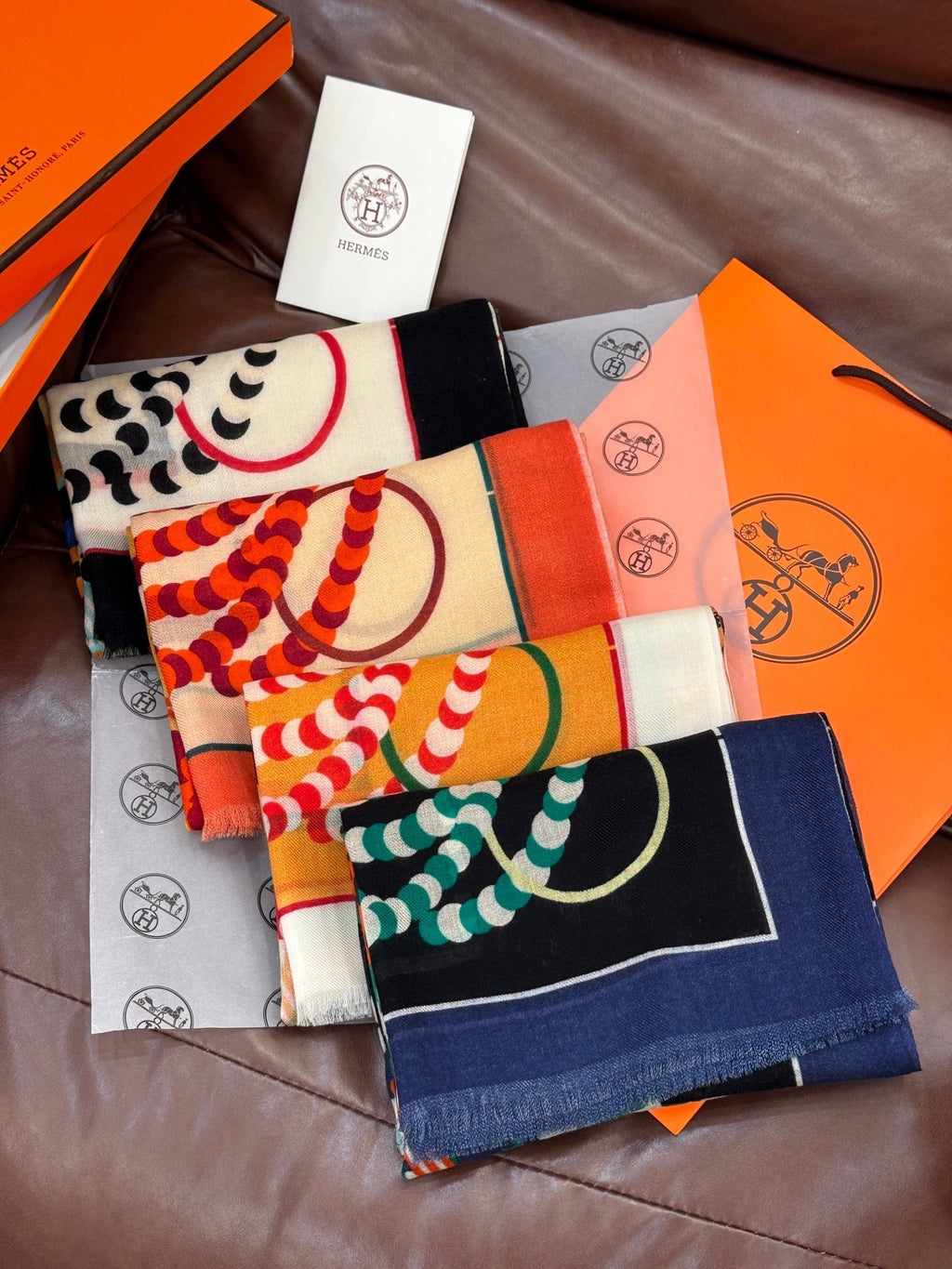 HERMES HERMES 25S SCARF 200 IN CASERE SILK 730599