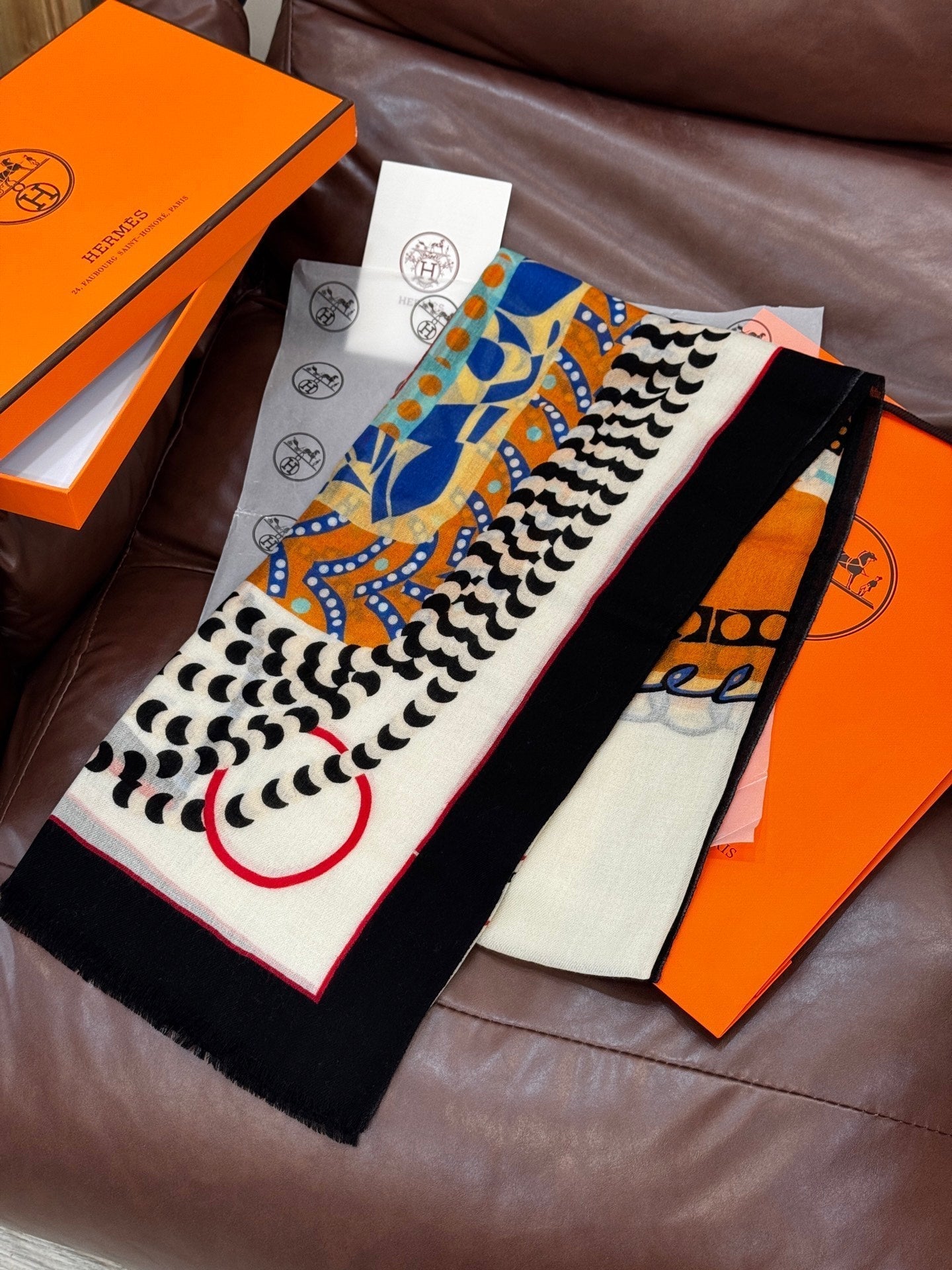 HERMES HERMES 25S SCARF 200 IN CASERE SILK 730600