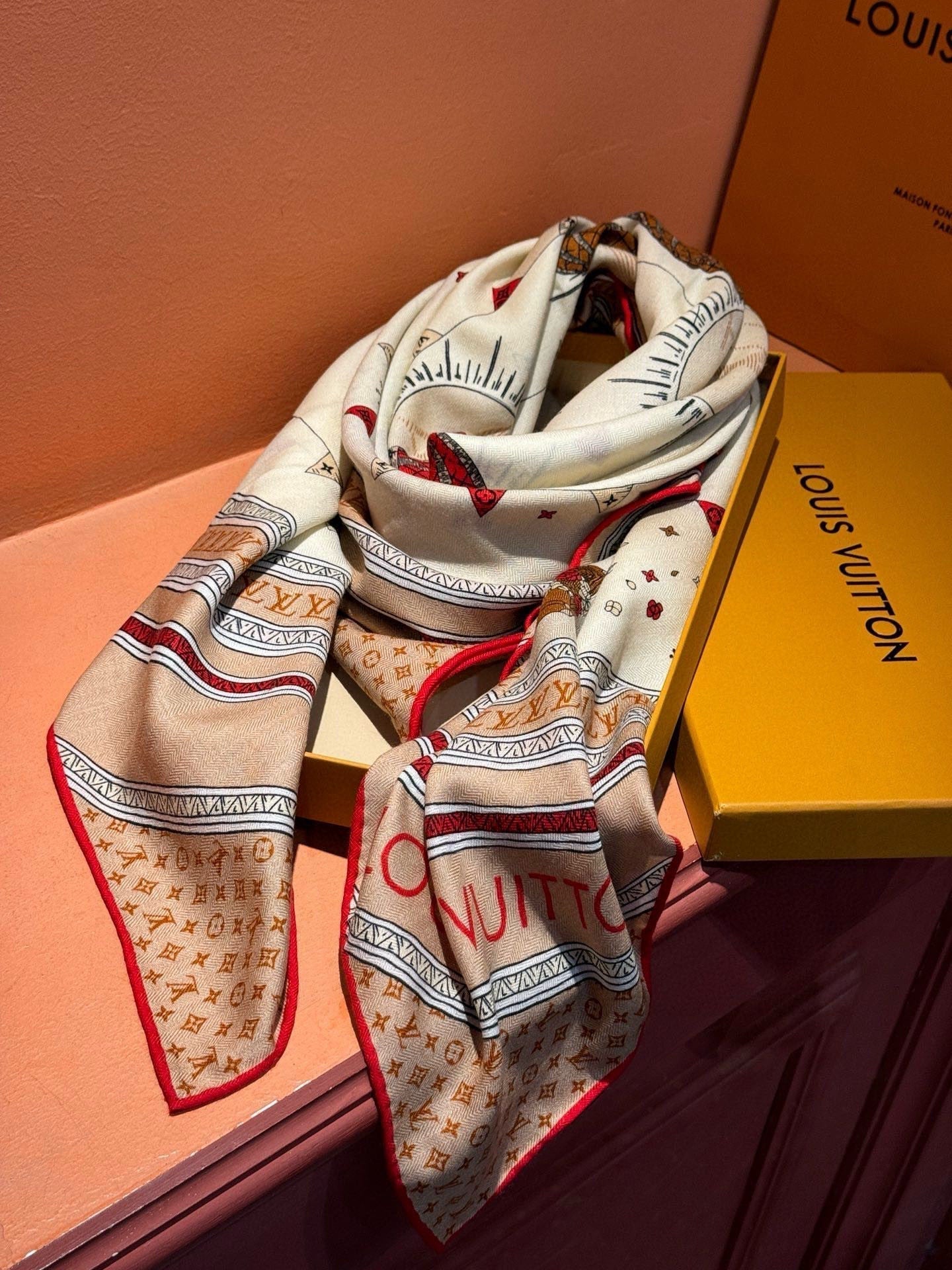 LOUIS VUITTON LV SCARF 140 CM IN SILK 730621