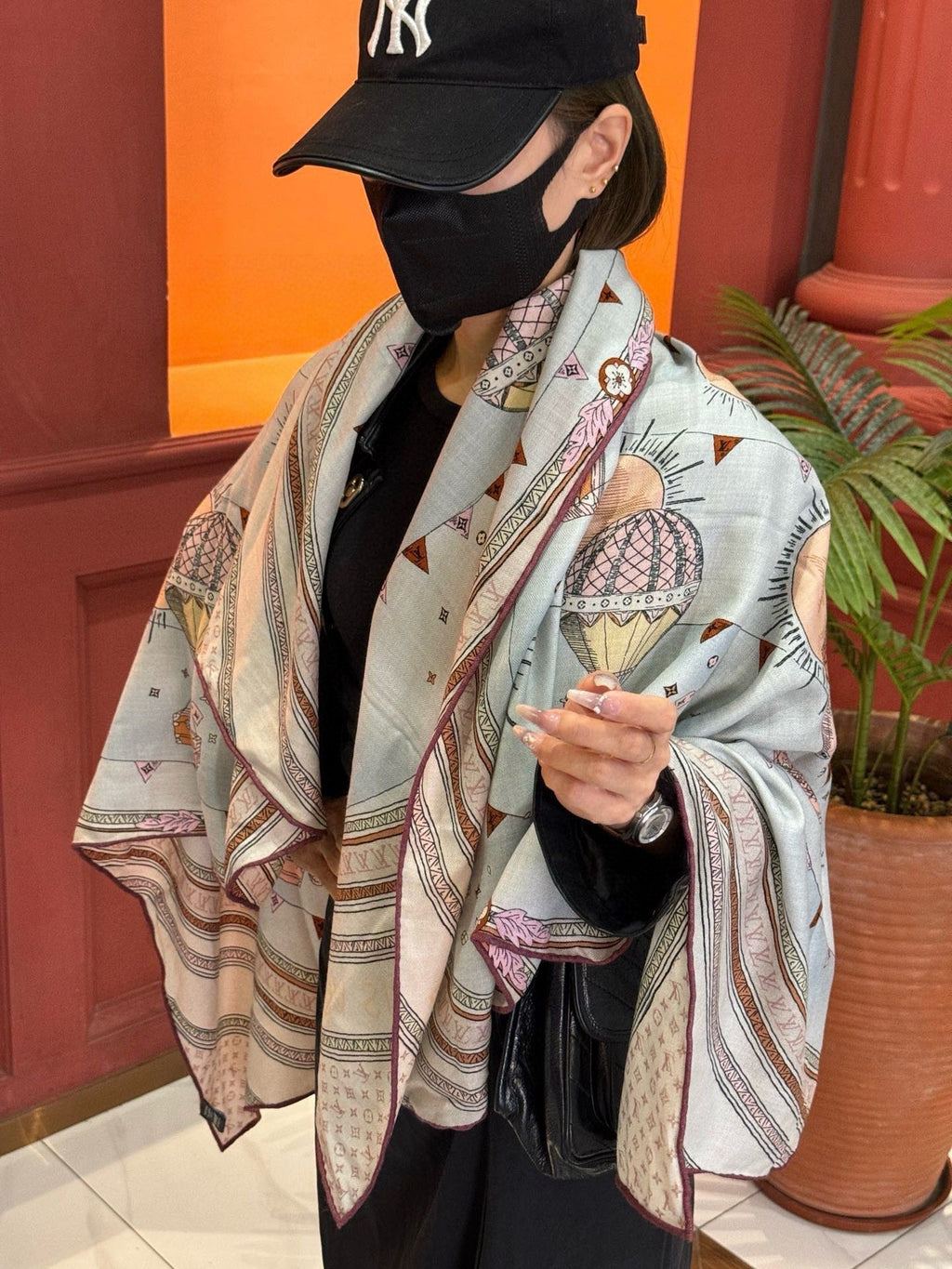 LOUIS VUITTON LV SCARF 140 CM IN SILK 730622