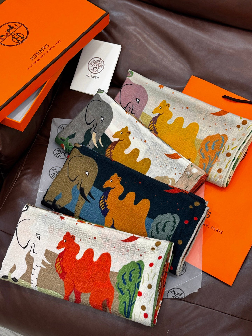 HERMES HERMES 25S SCARF 140 IN SILK 733916