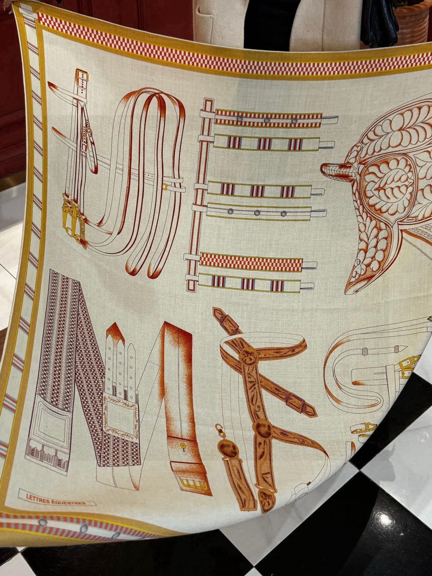 HERMES HERMES 25S SCARF 140 IN SILK AND CASERE 735808
