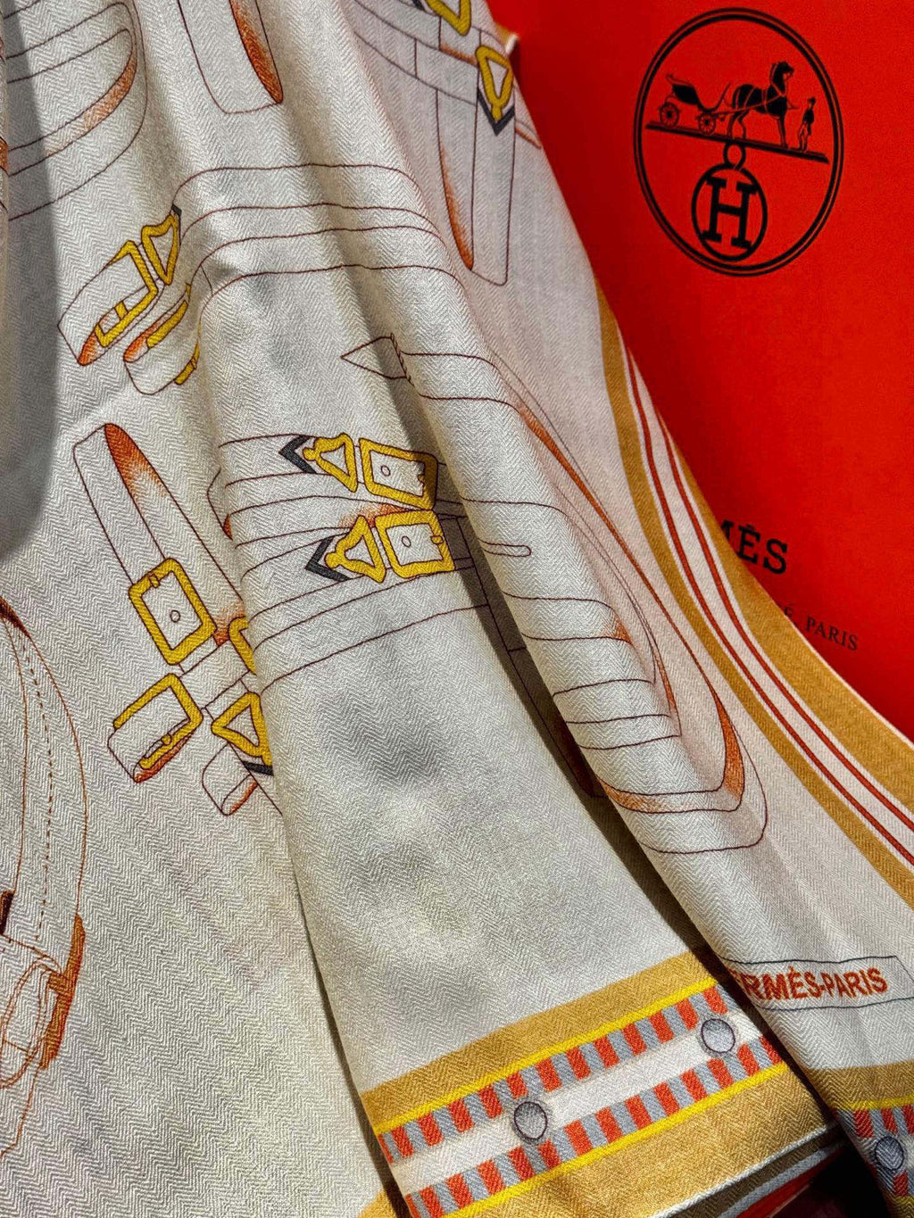 HERMES HERMES 25S SCARF 140 IN SILK AND CASERE 735808