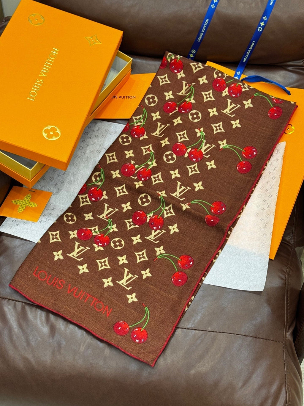 LOUIS VUITTON LV SCARF 140 CM IN WOOL MIX SILK 737265