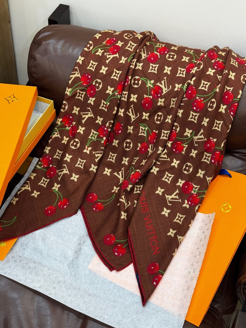 LOUIS VUITTON LV SCARF 140 CM IN WOOL MIX SILK 737265