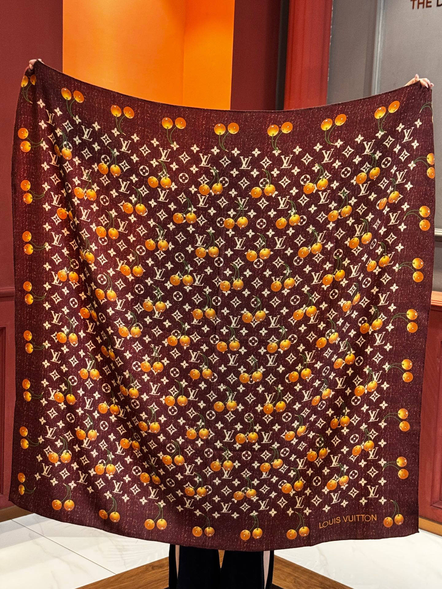 LOUIS VUITTON LV SCARF 140 CM IN WOOL MIX SILK 737266