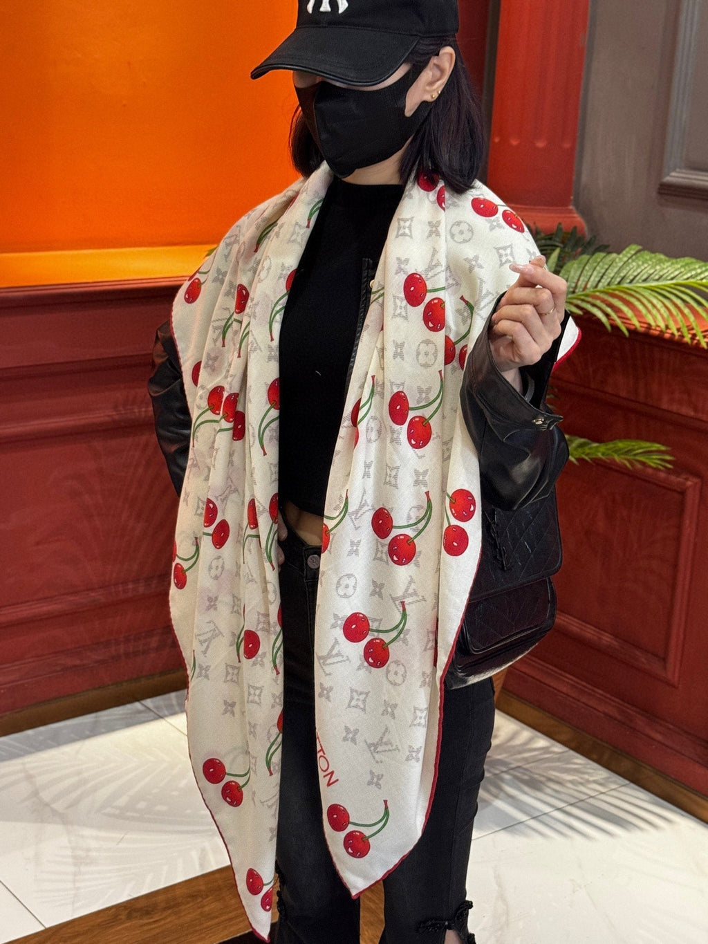 LOUIS VUITTON LV SCARF 140 CM IN SILK-CASHMERE BLEND 737267