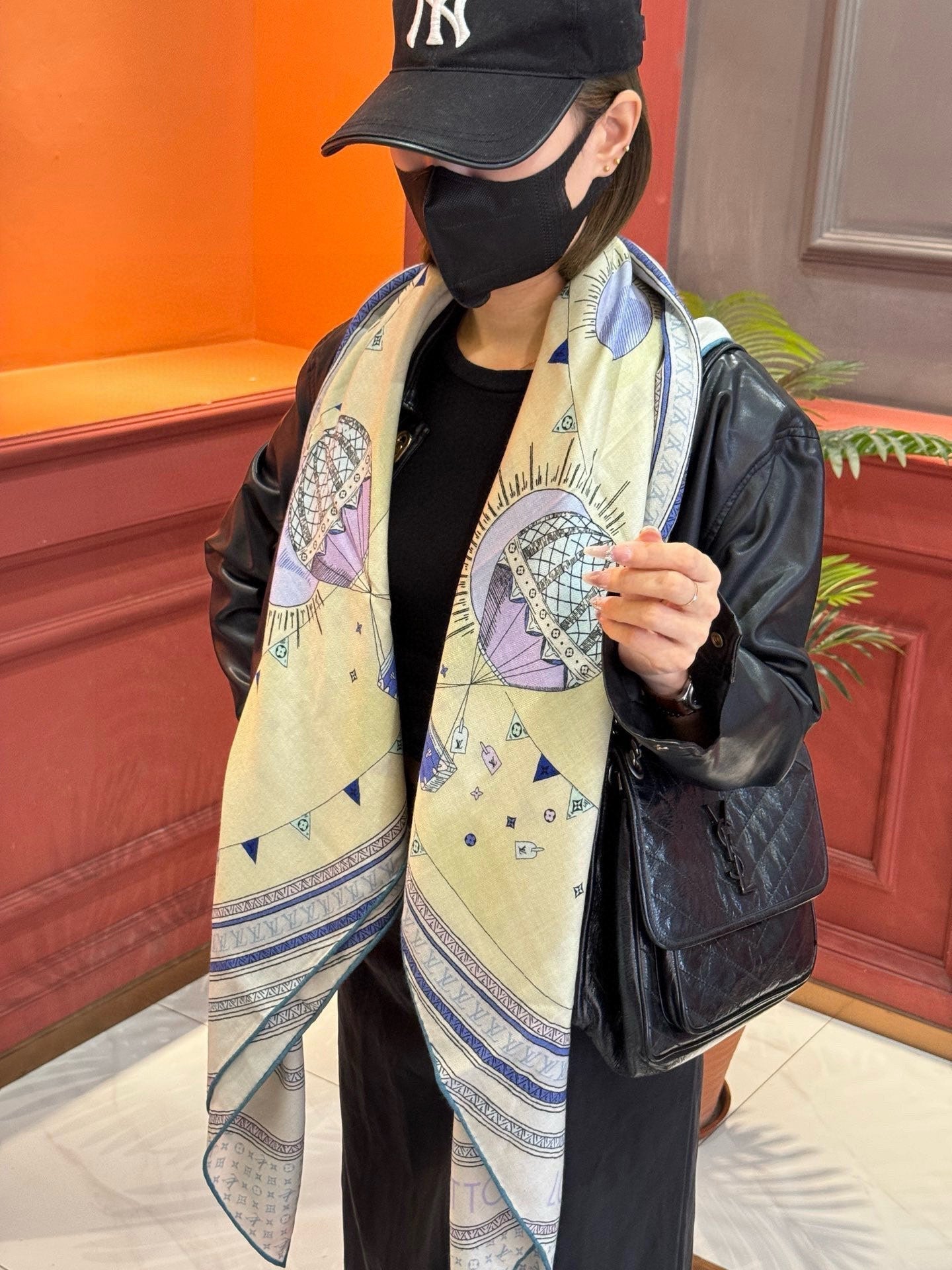 LOUIS VUITTON LV SCARF 140 CM IN SILK-CASHMERE BLEND 737274