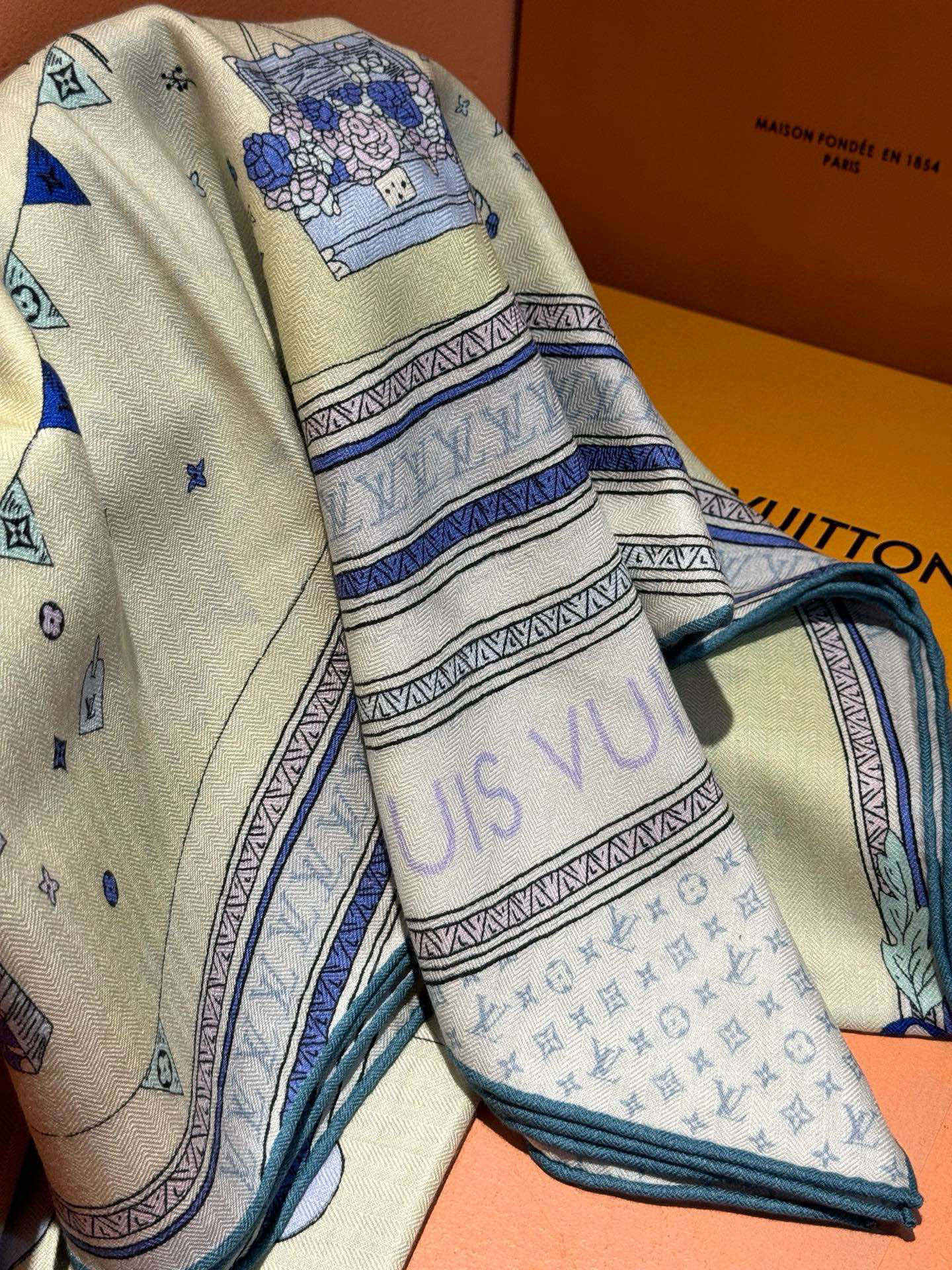 LOUIS VUITTON LV SCARF 140 CM IN SILK-CASHMERE BLEND 737274
