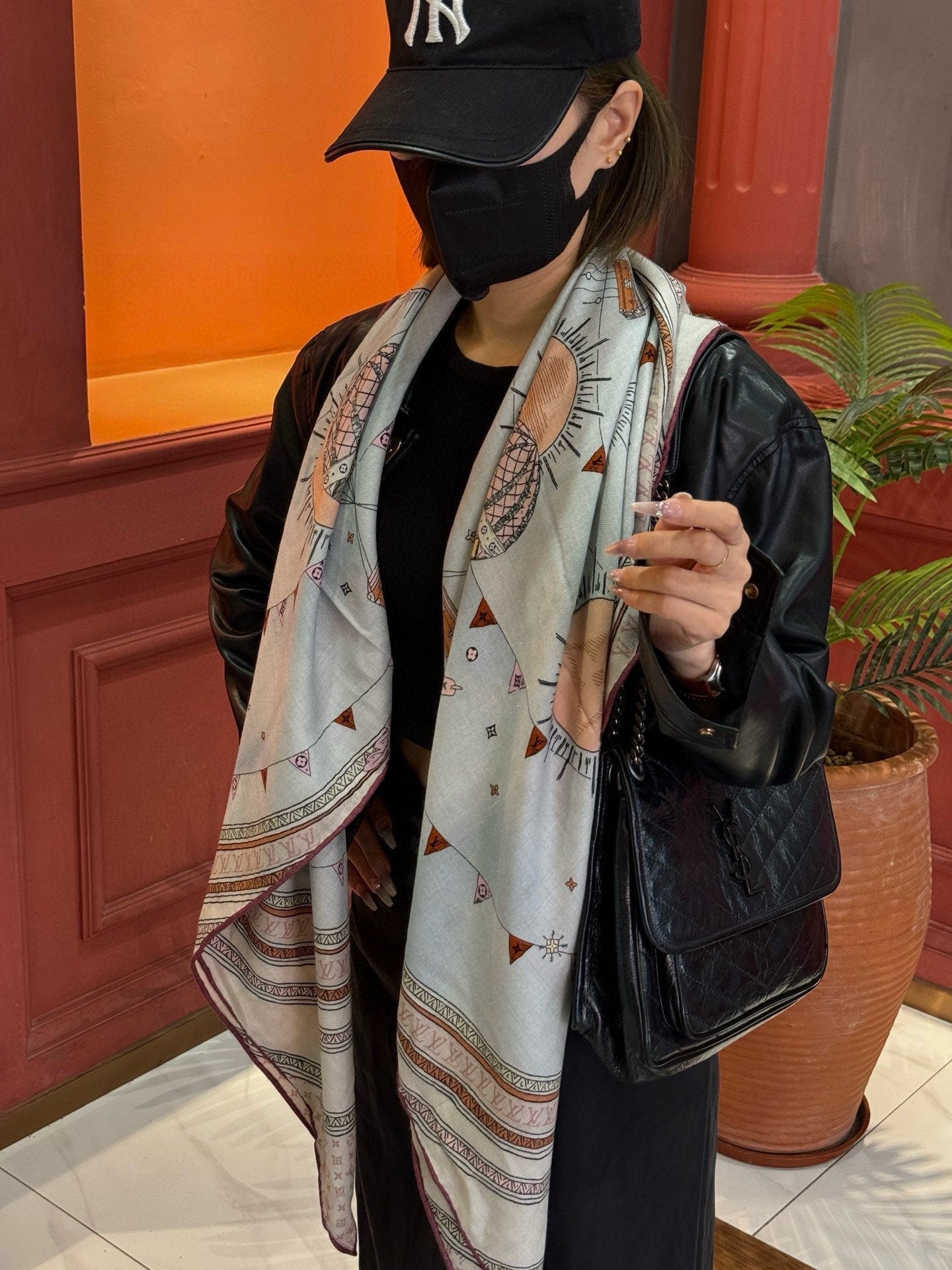 LOUIS VUITTON LV SCARF 140 CM IN SILK-CASHMERE BLEND 737276