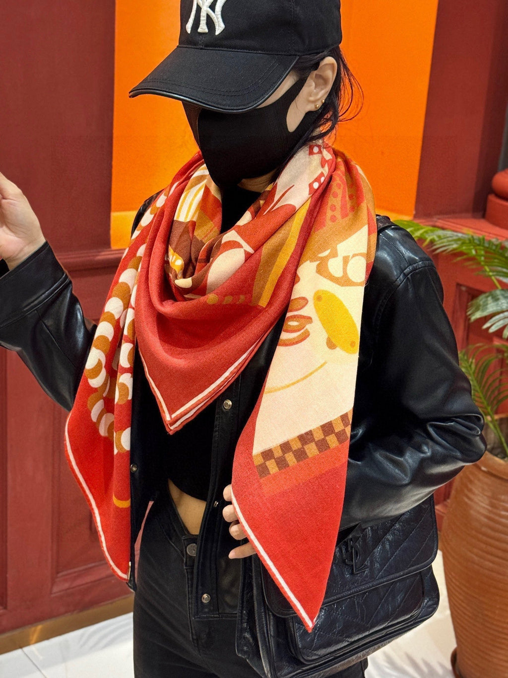 HERMES HERMES 25S SCARF 140 IN SILK 854764